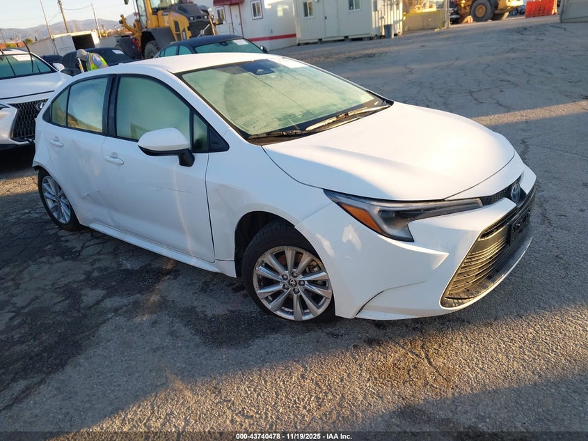 TOYOTA COROLLA HYBRID LE