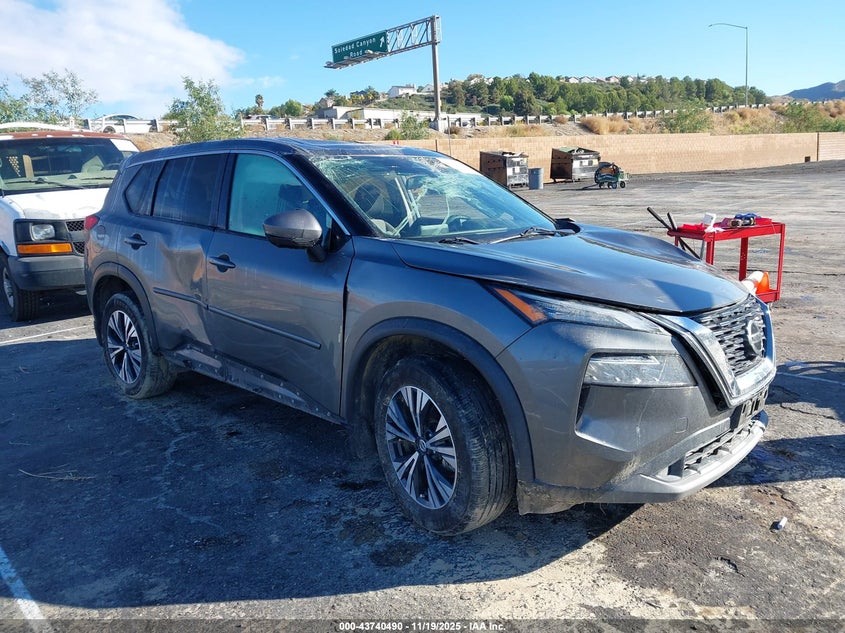NISSAN ROGUE SV FWD
