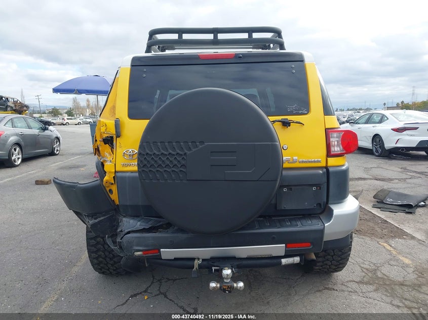 2007 Toyota Fj Cruiser VIN: JTEBU11F170082591 Lot: 43740492
