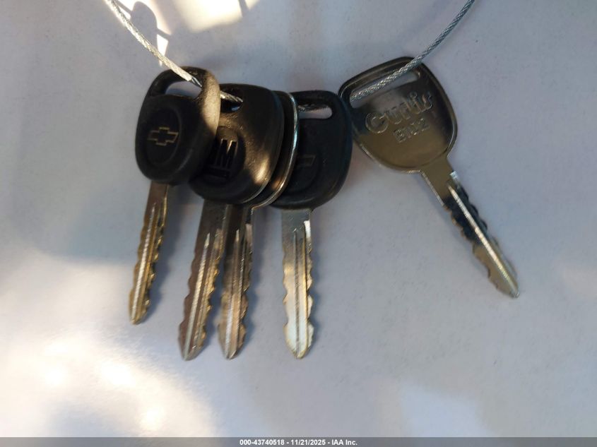 2006 Chevrolet Silverado 2500Hd Work Truck VIN: 1GCHC24U46E284683 Lot: 43740518