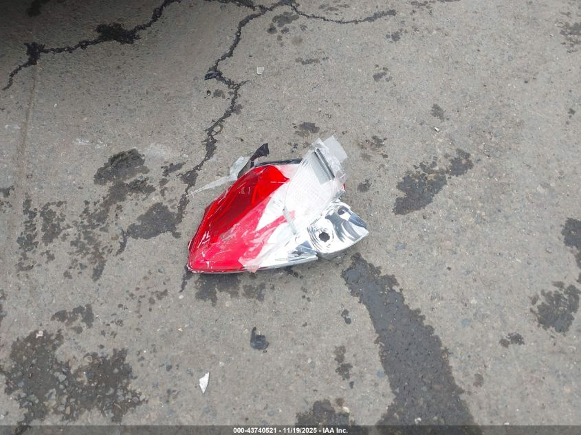 2008 Subaru Outback 2.5I/2.5I L.l. Bean Edition VIN: 4S4BP61C487327712 Lot: 43740521