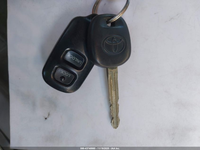 2006 Toyota Highlander Hybrid Limited V6 VIN: JTEEW21A960022848 Lot: 43740569