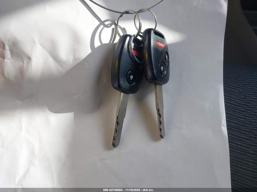 2011 Honda Insight Ex VIN: JHMZE2H72BS008161 Lot: 43740584