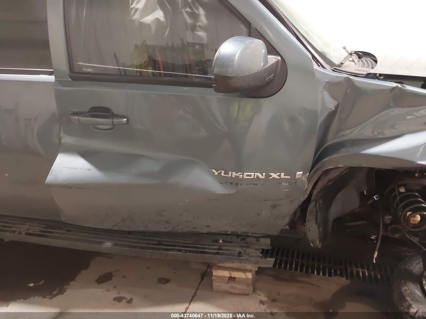 2008 GMC Yukon Xl 1500 Slt VIN: 1GKFK163X8R251969 Lot: 43740647