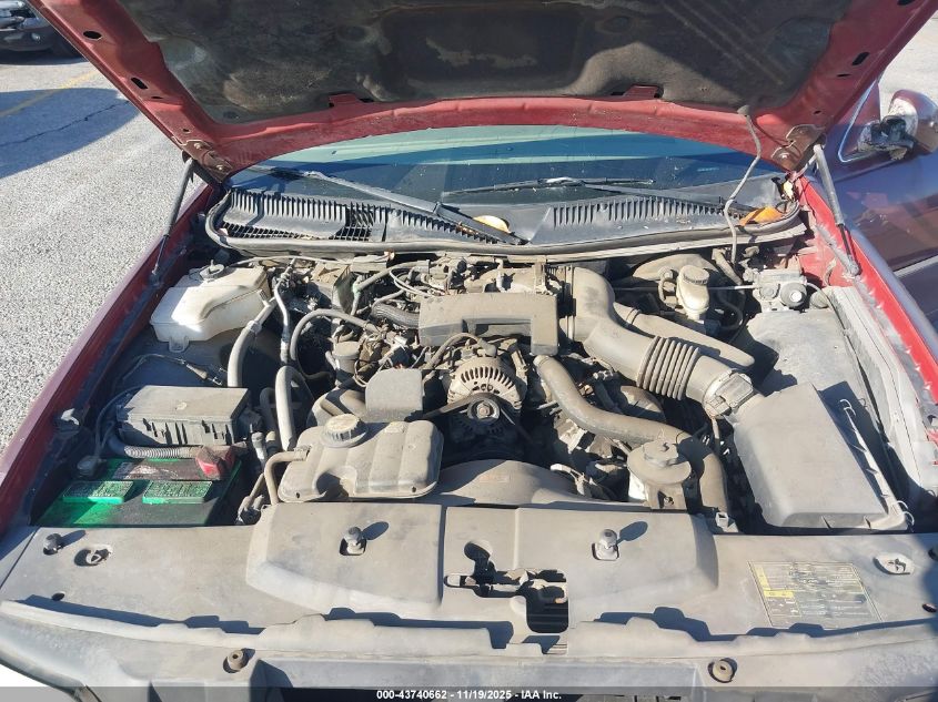 2004 Lincoln Town Car Signature VIN: 1LNHM81W64Y619231 Lot: 43740662