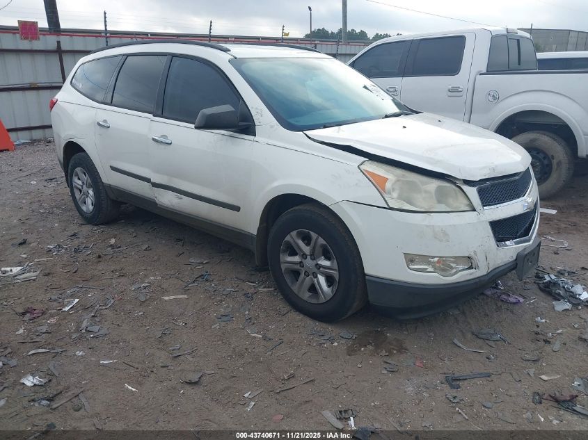 CHEVROLET TRAVERSE LS