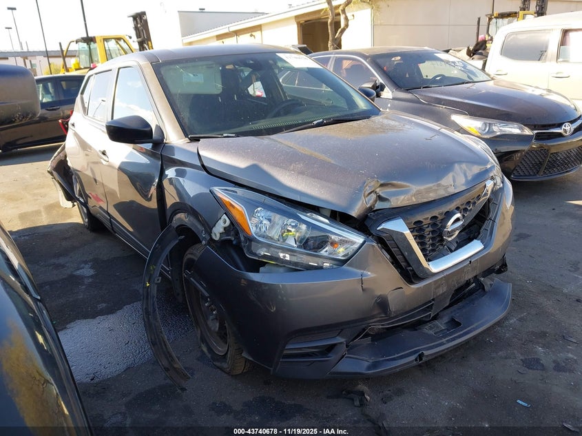 NISSAN KICKS S XTRONIC CVT