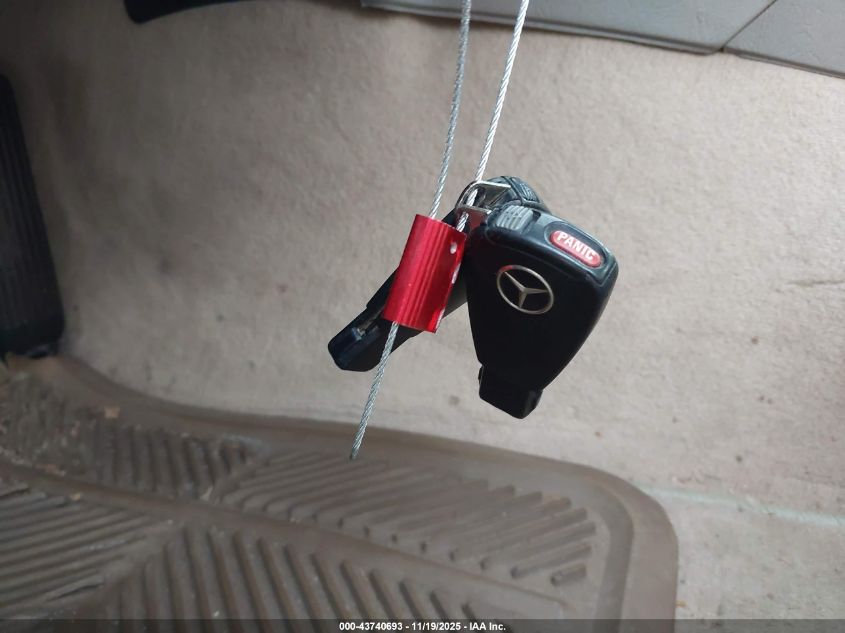 2000 Mercedes-Benz C 230 Kompressor VIN: WDBHA24G3YA815994 Lot: 43740693