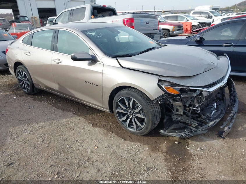 CHEVROLET MALIBU FWD RS