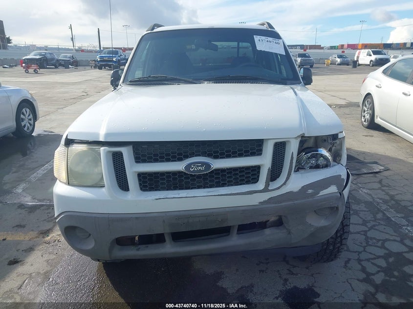 2001 Ford Explorer Sport Trac VIN: 1FMZU67E41UC08243 Lot: 43740740