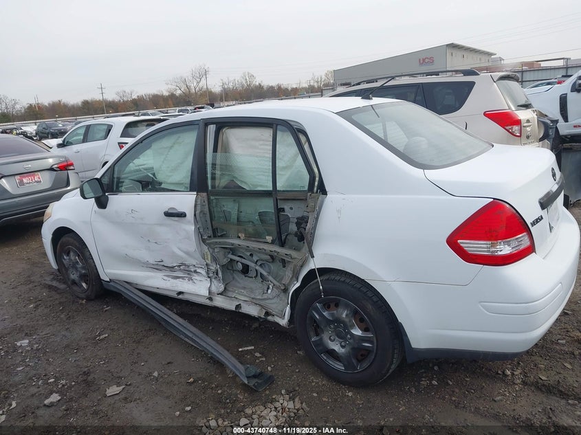 2008 Nissan Versa 1.8S VIN: 3N1BC11E48L447058 Lot: 43740748