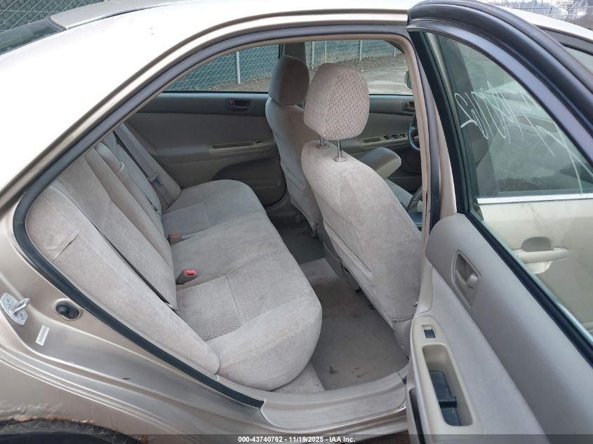 2003 Toyota Camry Le VIN: 4T1BE32K93U208686 Lot: 43740762