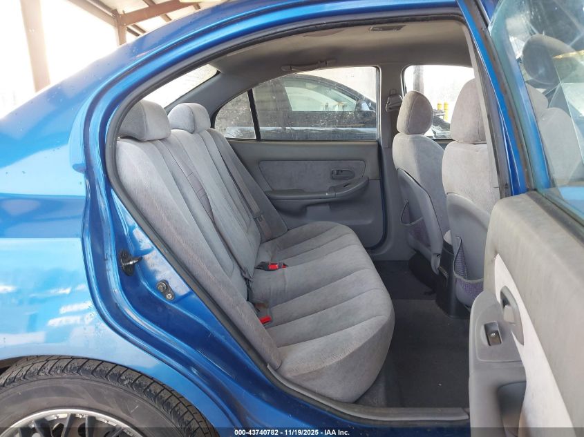 2004 Hyundai Elantra Gls/Gt VIN: KMHDN46D44U869179 Lot: 43740782