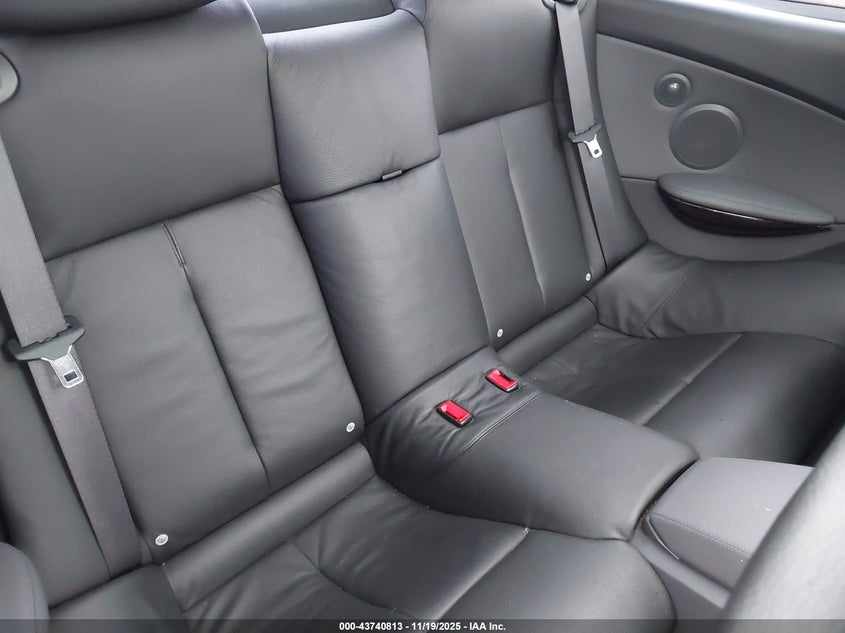 2005 BMW 645Ci VIN: WBAEH73465CF95156 Lot: 43740813