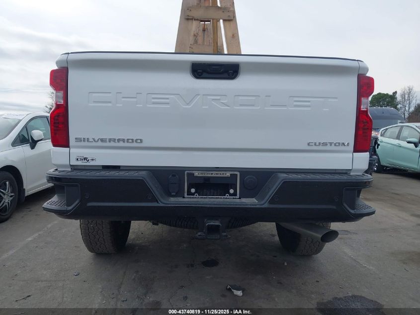 2025 Chevrolet Silverado 2500Hd 4Wd Standard Bed Custom VIN: 2GC4KME78S1226304 Lot: 43740819