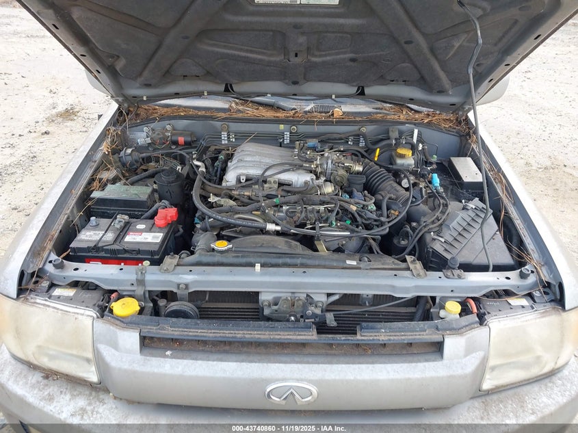 2001 Infiniti Qx4 Luxury VIN: JNRDR07X21W103994 Lot: 43740860