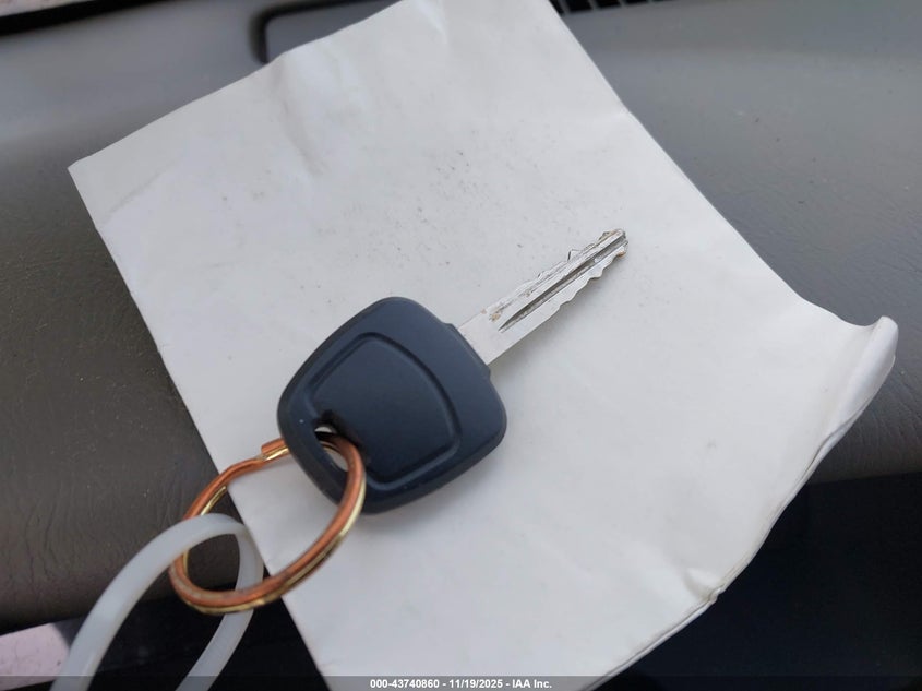 2001 Infiniti Qx4 Luxury VIN: JNRDR07X21W103994 Lot: 43740860