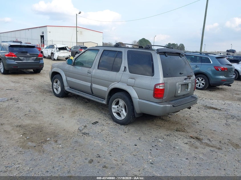JNRDR07X21W103994 2001 INFINITI QX4 photo no. 3