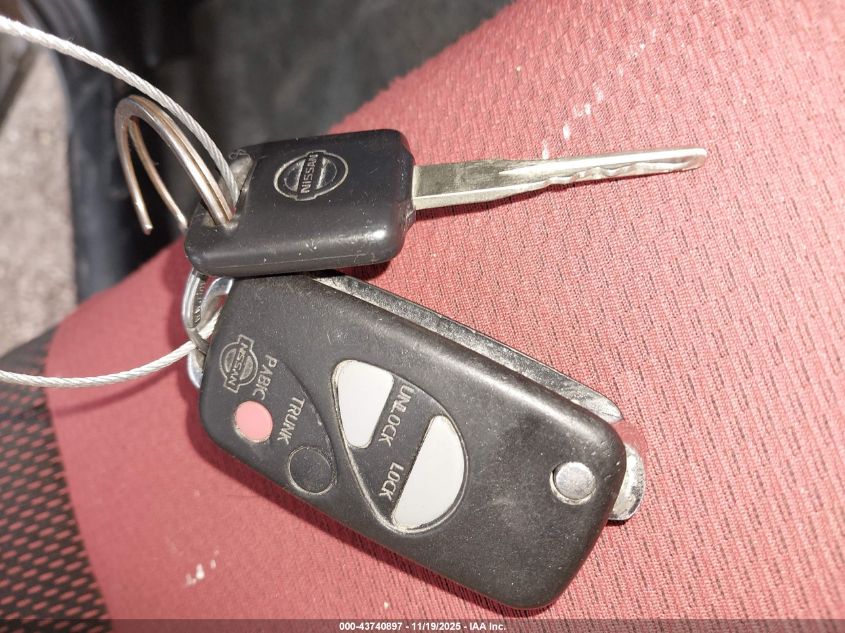 2004 Nissan Sentra Se-R Spec V VIN: 3N1AB51D24L732381 Lot: 43740897