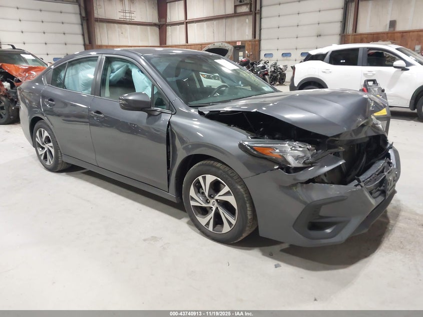 SUBARU LEGACY PREMIUM