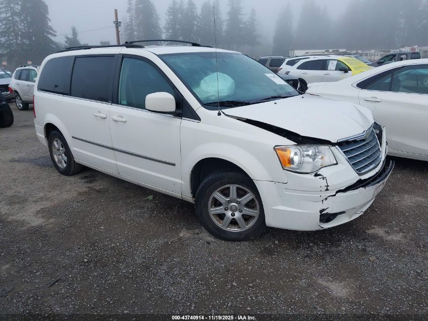 CHRYSLER TOWN & COUNTRY TOURING