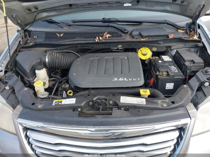 2013 Chrysler Town & Country Touring-L VIN: 2C4RC1CG1DR777974 Lot: 43740929