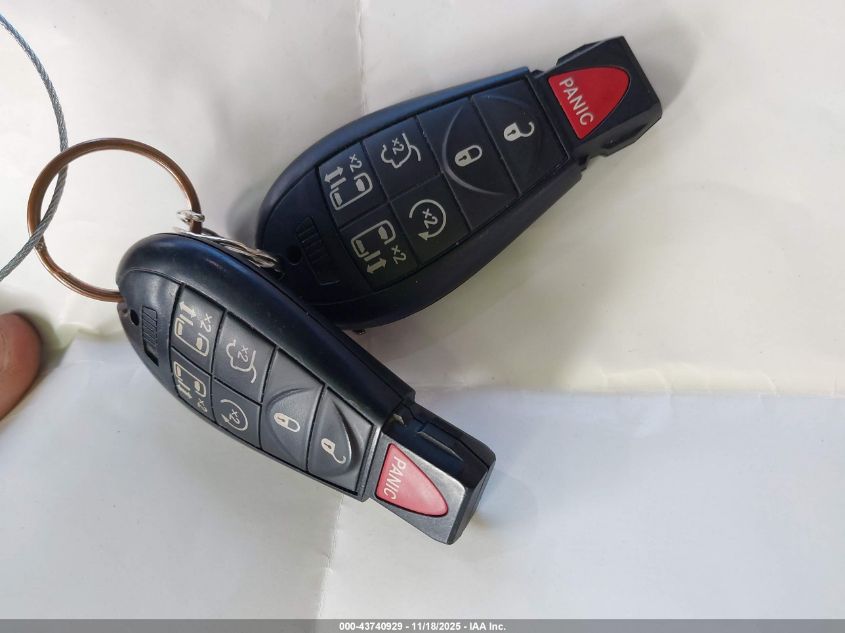 2013 Chrysler Town & Country Touring-L VIN: 2C4RC1CG1DR777974 Lot: 43740929