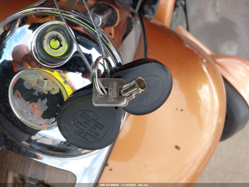 2008 Harley-Davidson Flhtcui 105Th Anniversary Edition VIN: 1HD1FC4498Y648272 Lot: 43740939