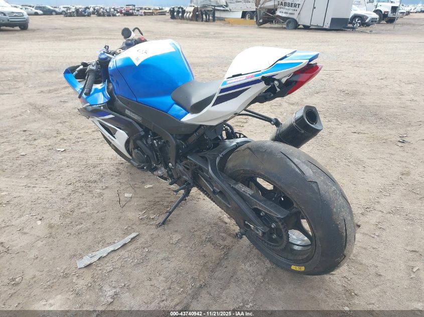 2025 Suzuki Gsx-R1000 R