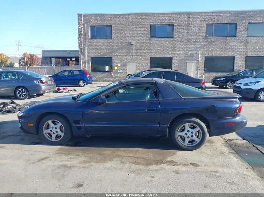 2000 Pontiac Firebird VIN: 2G2FS22K9Y2165316 Lot: 43741018