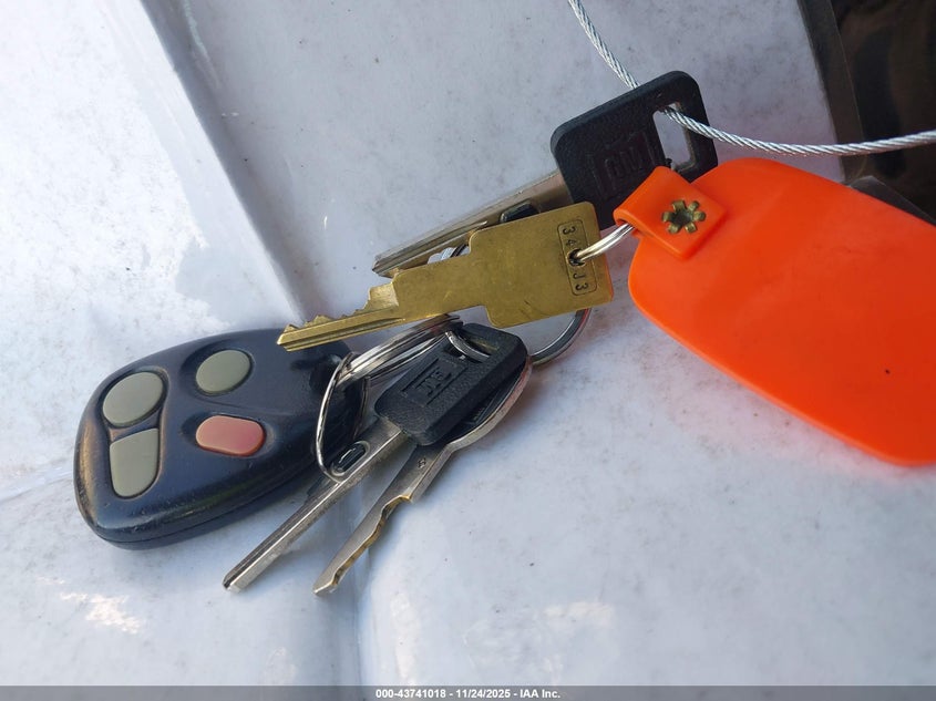 2000 Pontiac Firebird VIN: 2G2FS22K9Y2165316 Lot: 43741018