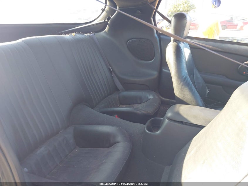 2000 Pontiac Firebird VIN: 2G2FS22K9Y2165316 Lot: 43741018