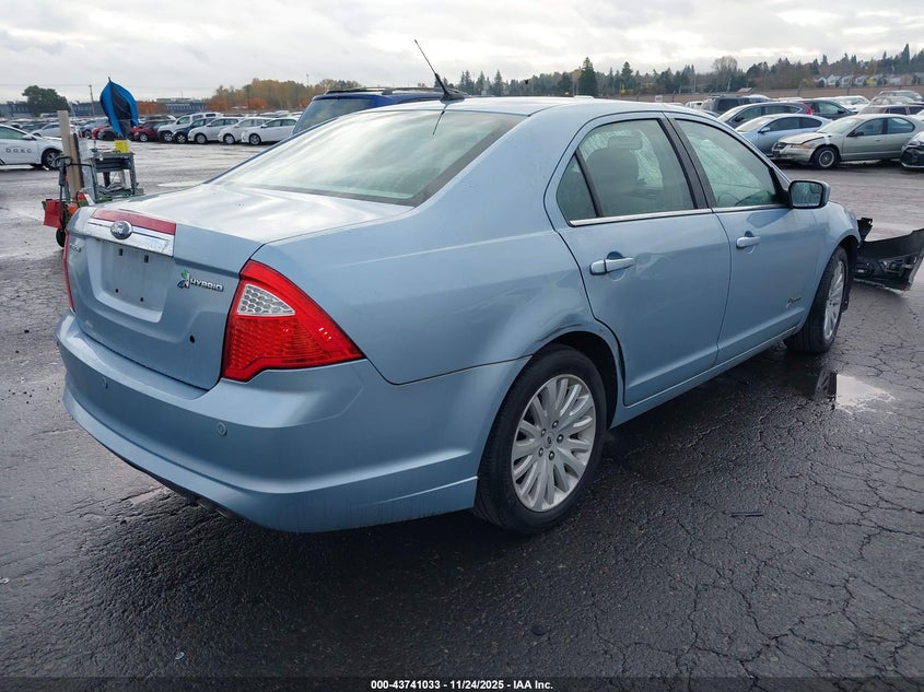 3FADP0L35BR241399 2011 FORD FUSION photo no. 4