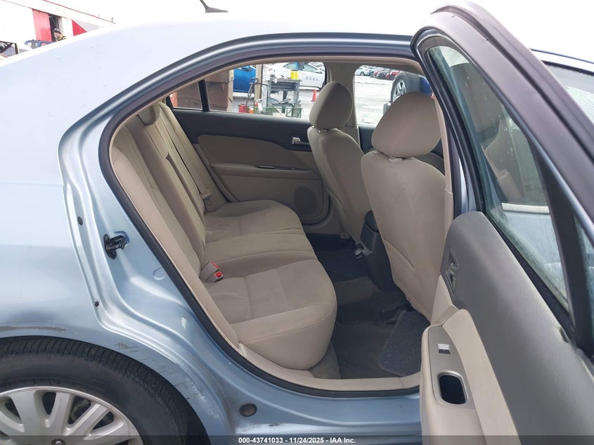 2011 Ford Fusion Hybrid VIN: 3FADP0L35BR241399 Lot: 43741033