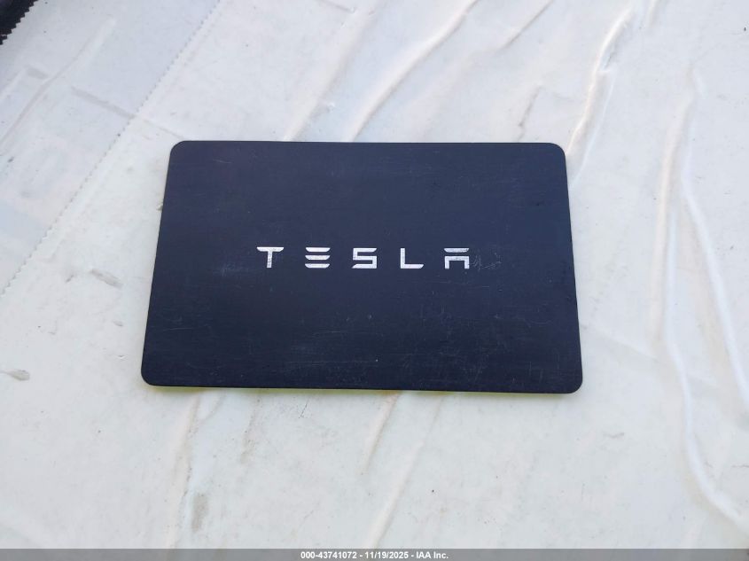 2023 Tesla Model Y Awd/Long Range Dual Motor All-Wheel Drive VIN: 7SAYGDEE3PF624982 Lot: 43741072