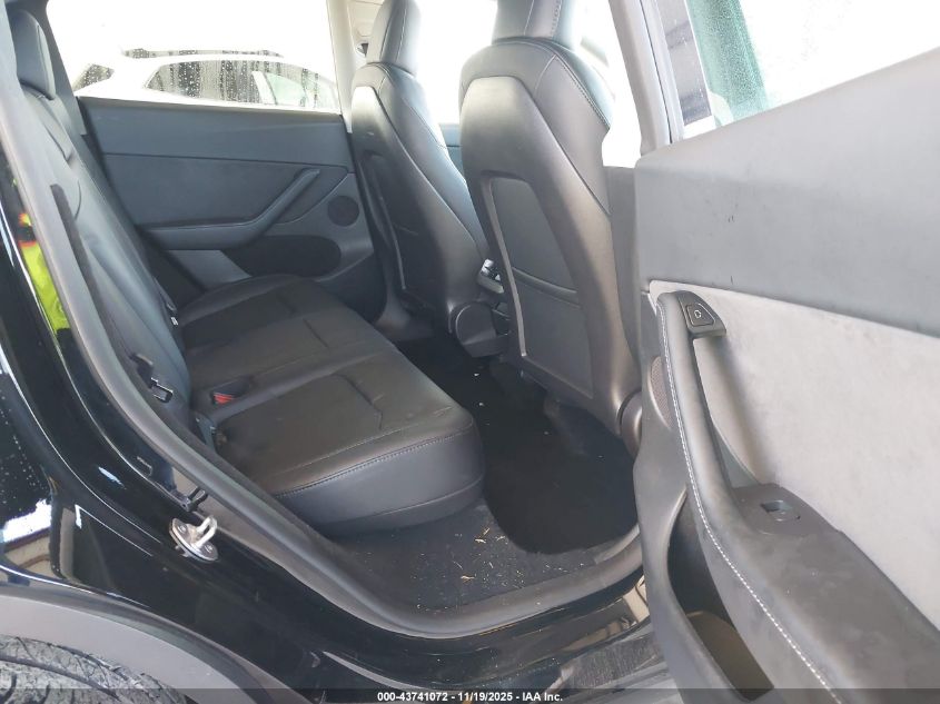 2023 Tesla Model Y Awd/Long Range Dual Motor All-Wheel Drive VIN: 7SAYGDEE3PF624982 Lot: 43741072