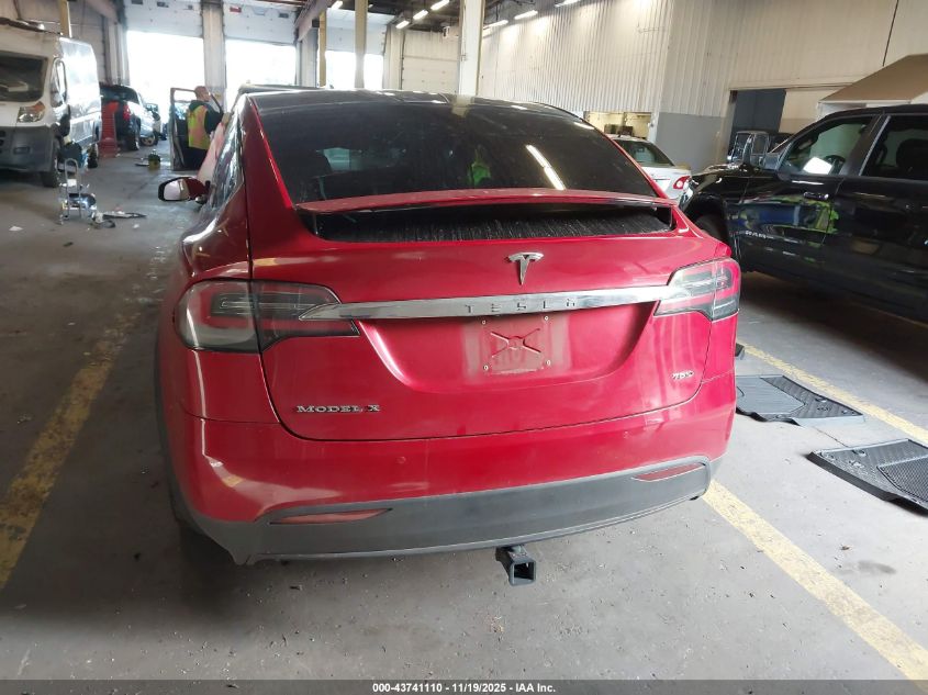 2016 Tesla Model X 60D/70D/75D/90D/P100D VIN: 5YJXCBE26GF027730 Lot: 43741110