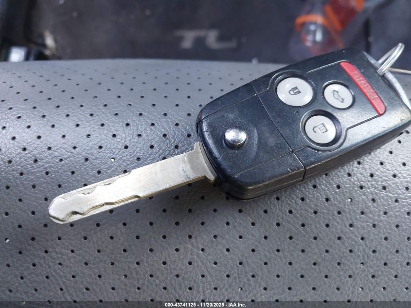 2007 Acura Tl Type S VIN: 19UUA76517A019494 Lot: 43741125