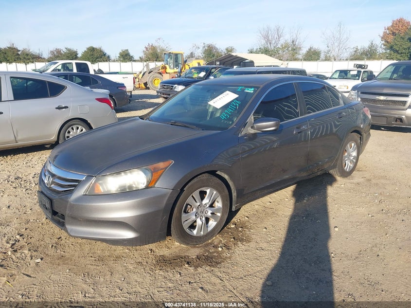 1HGCP2F63CA181126 2012 HONDA ACCORD photo no. 2