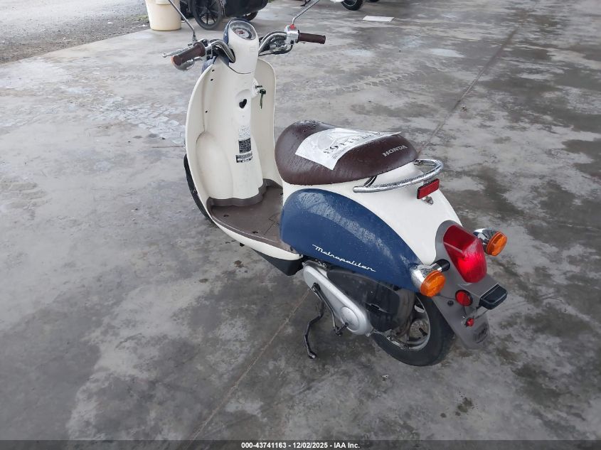 JH2AF60052K001651 2002 HONDA CHF photo no. 3