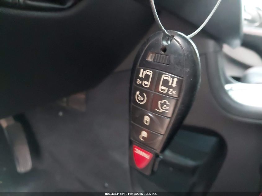 2014 Dodge Grand Caravan R/T VIN: 2C4RDGEG8ER148632 Lot: 43741181