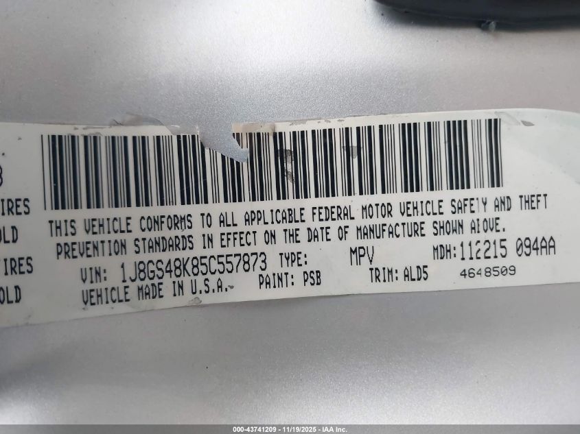 2005 Jeep Grand Cherokee Laredo VIN: 1J8GS48K85C557873 Lot: 43741209