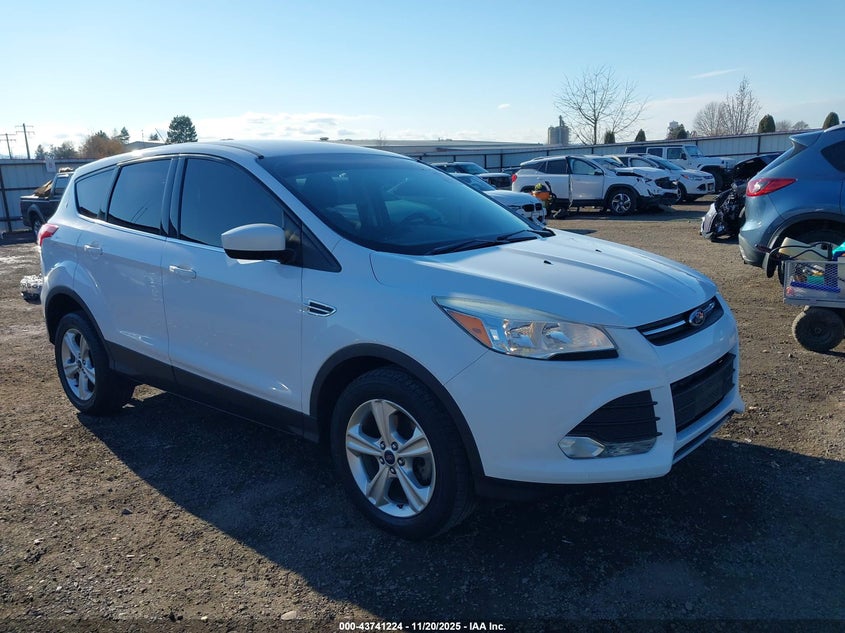 FORD ESCAPE SE