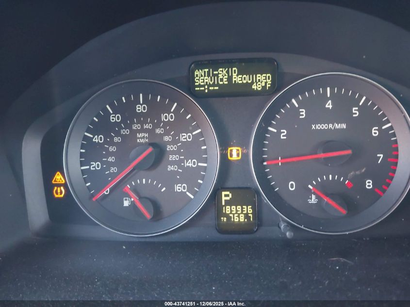 2010 Volvo V50 2.4I VIN: YV1382MW3A2568405 Lot: 43741251