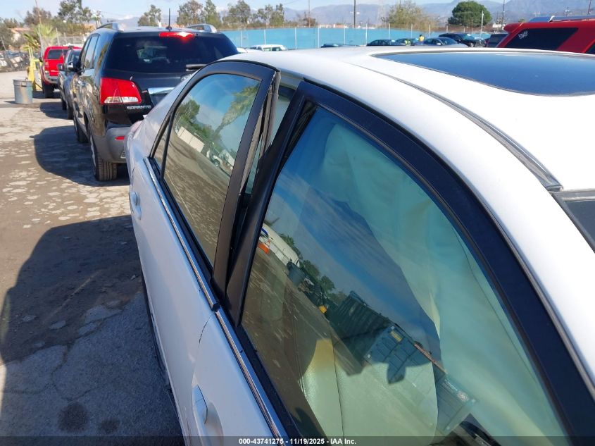 2005 Toyota Camry Xle V6 VIN: 4T1BF30K45U611834 Lot: 43741275