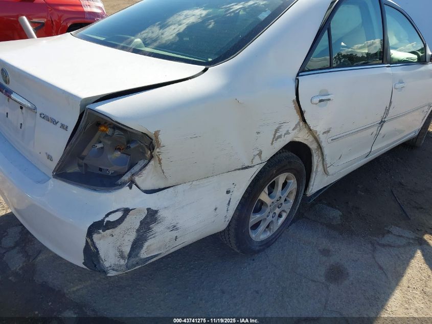 2005 Toyota Camry Xle V6 VIN: 4T1BF30K45U611834 Lot: 43741275