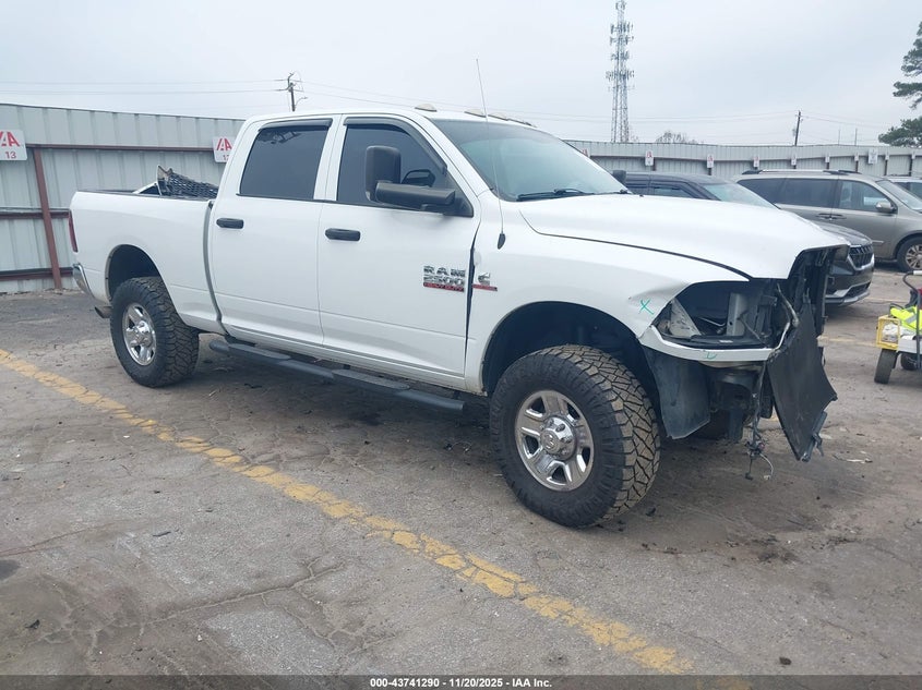 RAM 2500 TRADESMAN 4X4 6 4 BOX