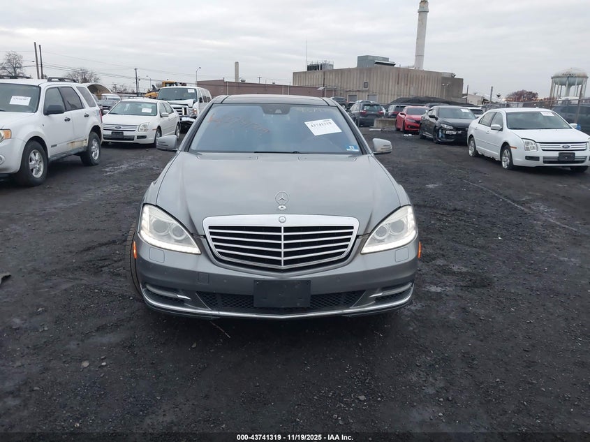 2011 Mercedes-Benz S 550 4Matic VIN: WDDNG8GB7BA365639 Lot: 43741319