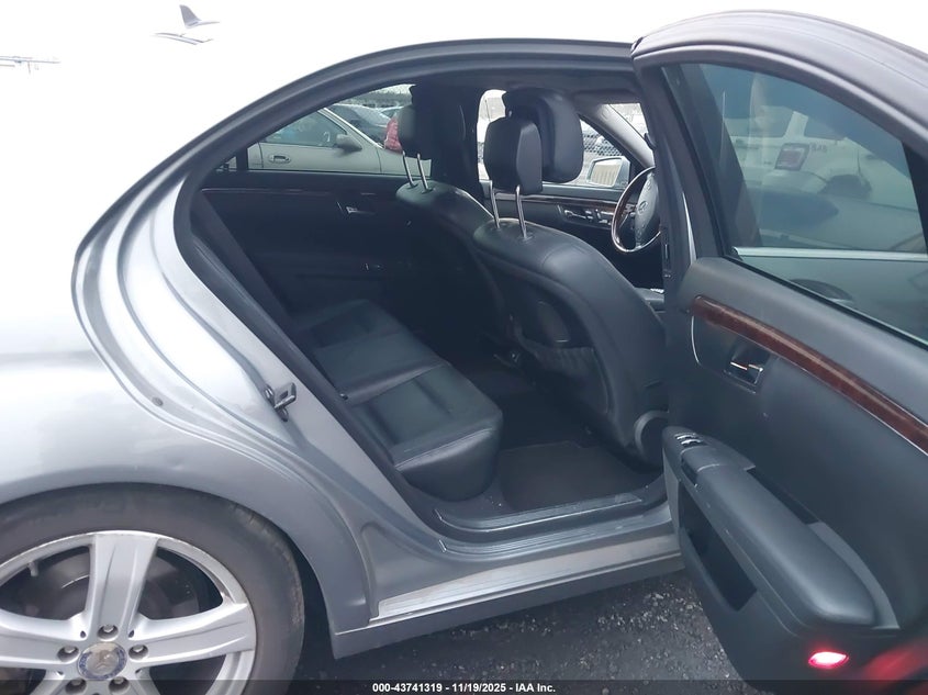 2011 Mercedes-Benz S 550 4Matic VIN: WDDNG8GB7BA365639 Lot: 43741319