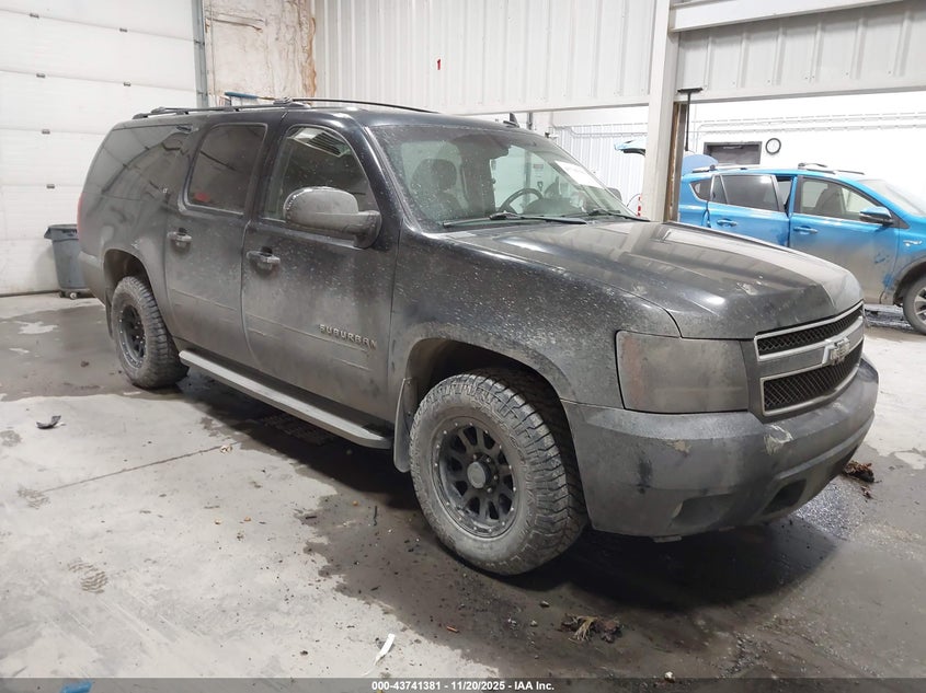 CHEVROLET SUBURBAN LT1